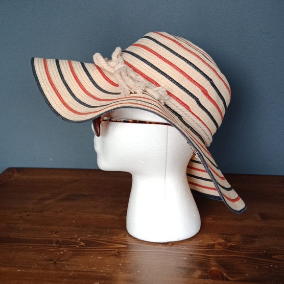 Chaps hat - Picture 11 of 12